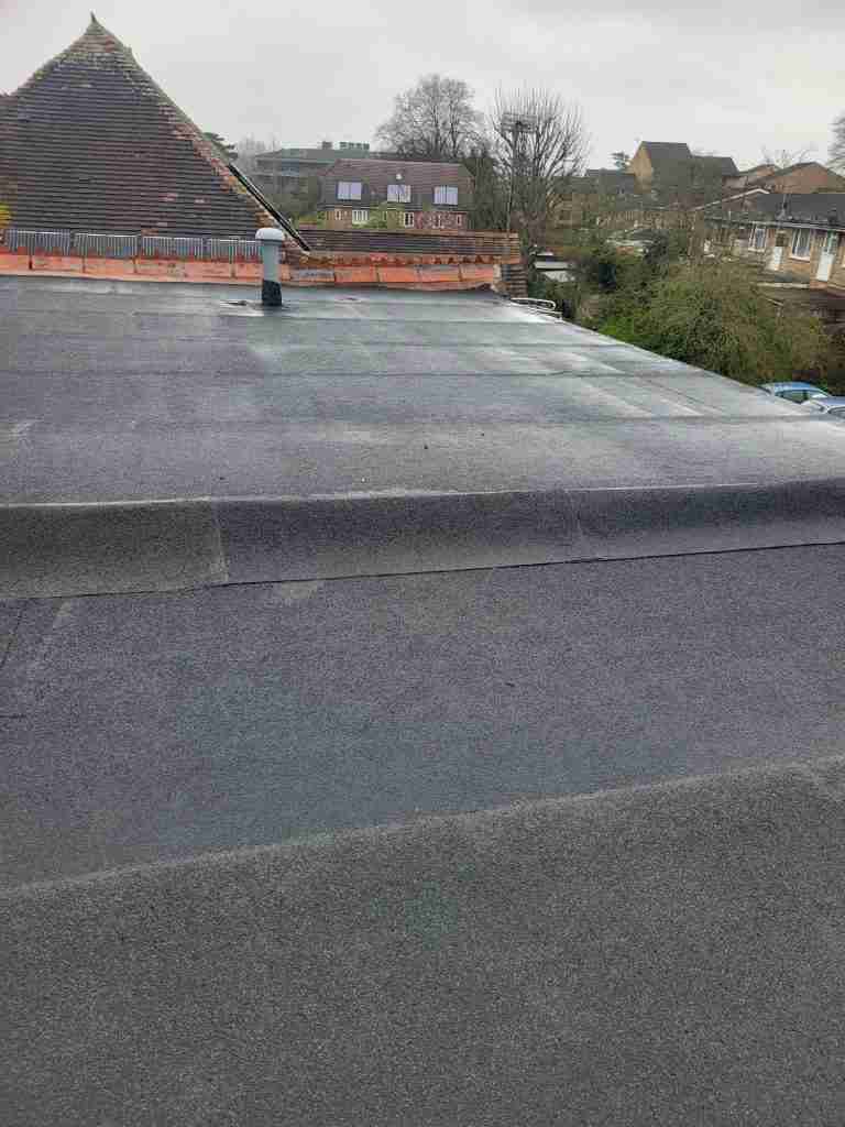 Emergency roofer