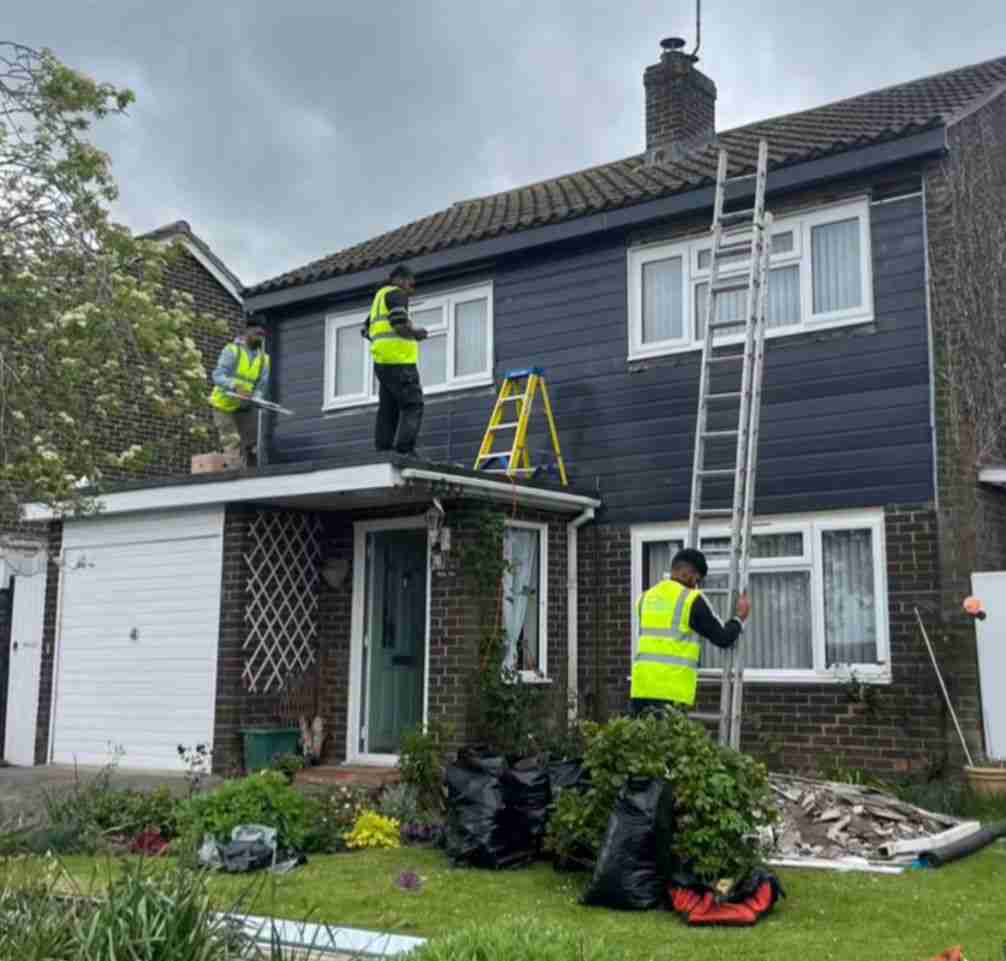 Local ROofer